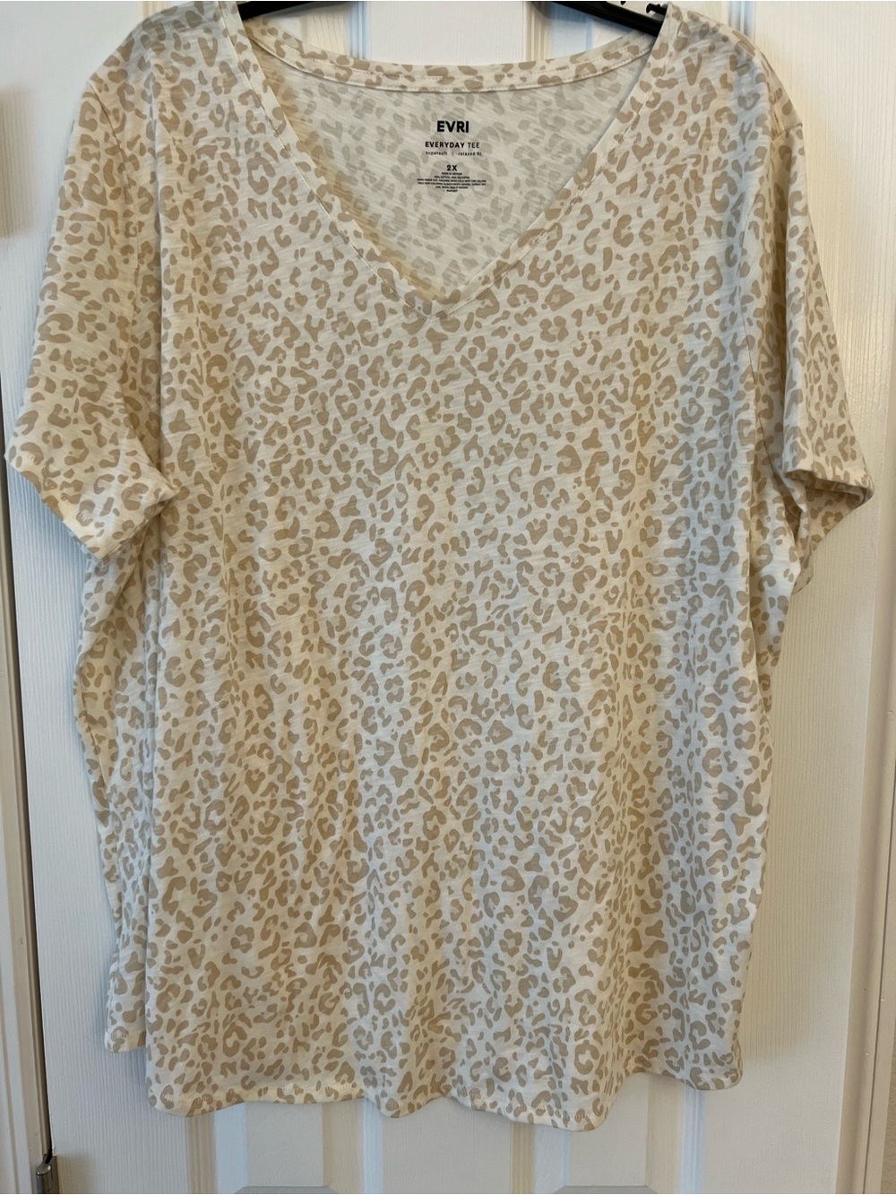 EVRI Beige Cream Leopard Print V-Neck Tee